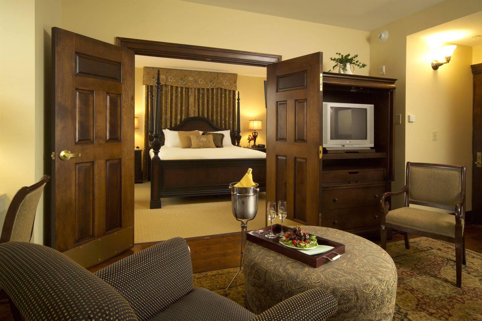 General Francis Marion Hotel Bilik gambar